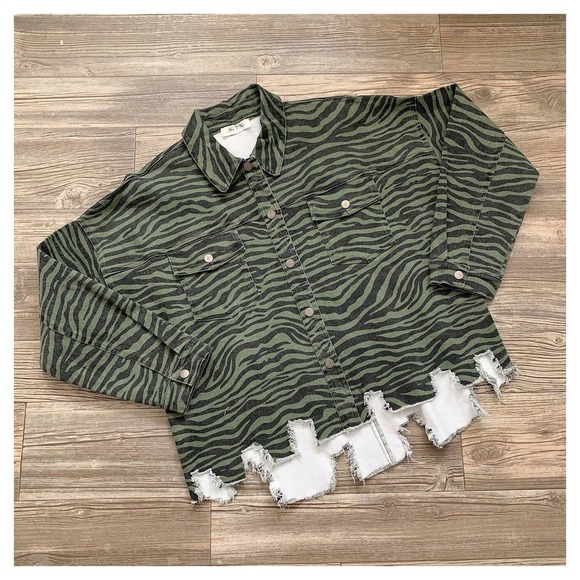 Urban Outfitters Jackets & Blazers - NWT She+Sky Green Tiger Print Cropped Denim Jacket